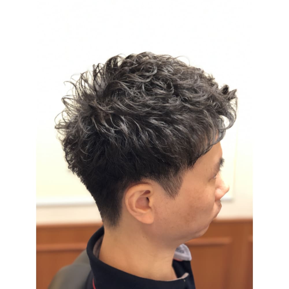 形状記憶パーマ ツーブロック 人気のかきあげstyle Y S Barber Ginza Lounge ワイズ バーバー ギンザ ラウンジ のヘアスタイル 美容院 美容室を予約するなら楽天ビューティ 形状記憶パーマ ツーブロック 人気のかきあげstyle Y S Barber Ginza Lounge ワイズ バーバー ギンザ ラウンジ のヘアスタイル 美容院 美容室を予約するなら楽天ビューティ