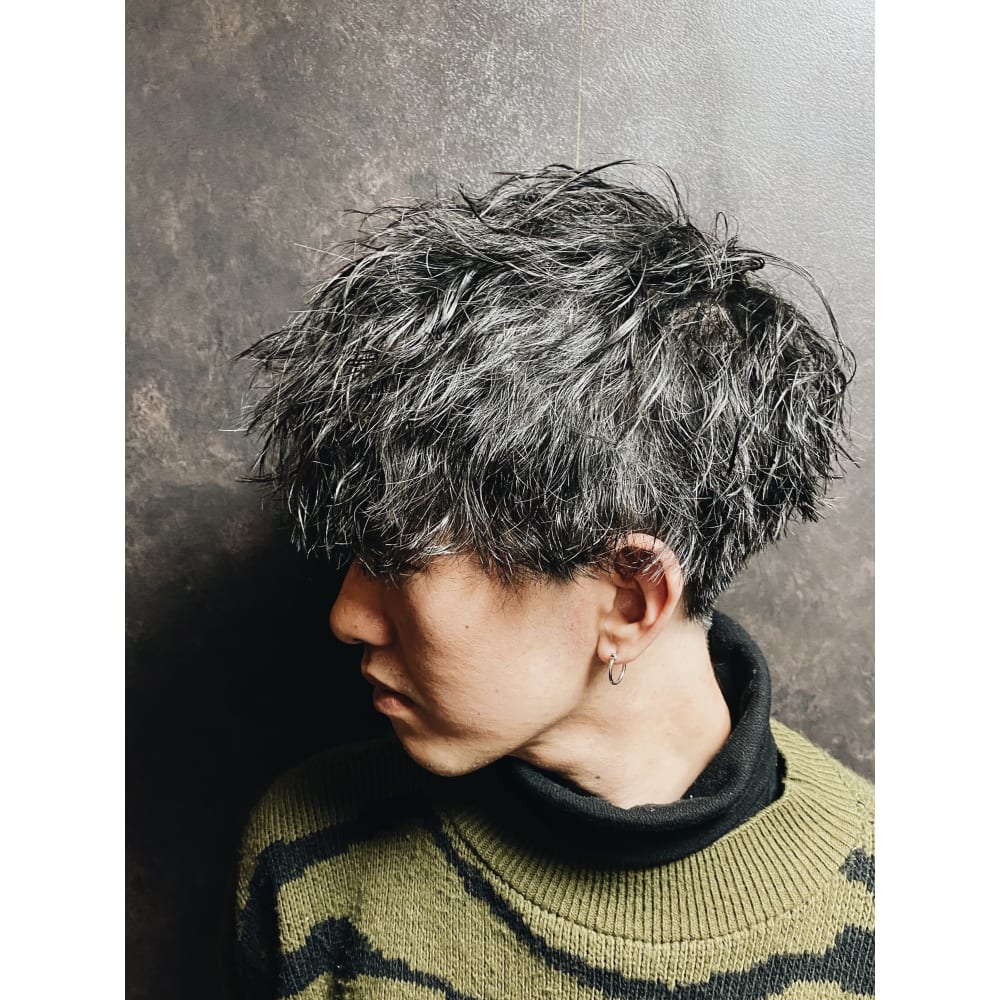 ツイストスパイラルパーマ 浜松町 ヒロ銀座 理容室 Hiro Ginza 浜松町店 ヒロギンザ ヒロギンザ ハママツチョウテン のヘアスタイル 美容院 美容室を予約するなら楽天ビューティ