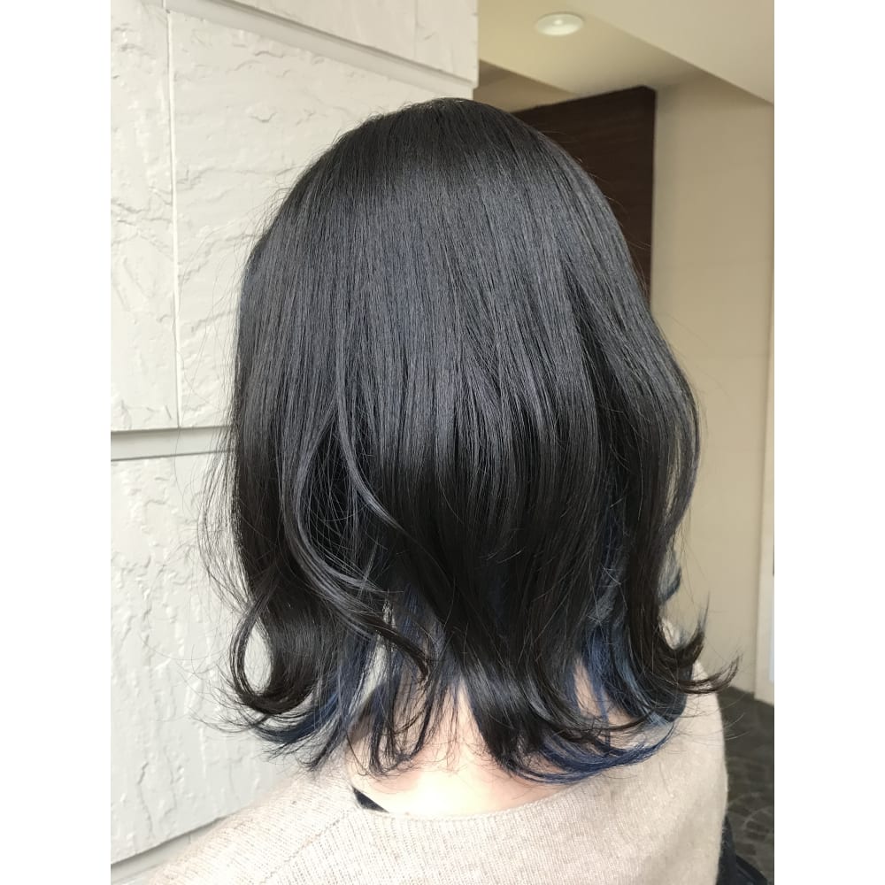 ベルモリ インナーカラーブルー グレージュ Salon De Favori サロンドファヴォリ のヘアスタイル 美容院 美容室を予約するなら楽天ビューティ ベルモリ インナーカラーブルー グレージュ Salon De Favori サロンドファヴォリ のヘアスタイル 美容院 美容室を予約するなら楽天ビューティ