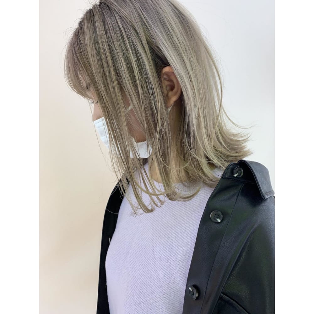 アッシュベージュ Crea茅ヶ崎 クレアチガサキ のヘアスタイル 美容院 美容室を予約するなら楽天ビューティ