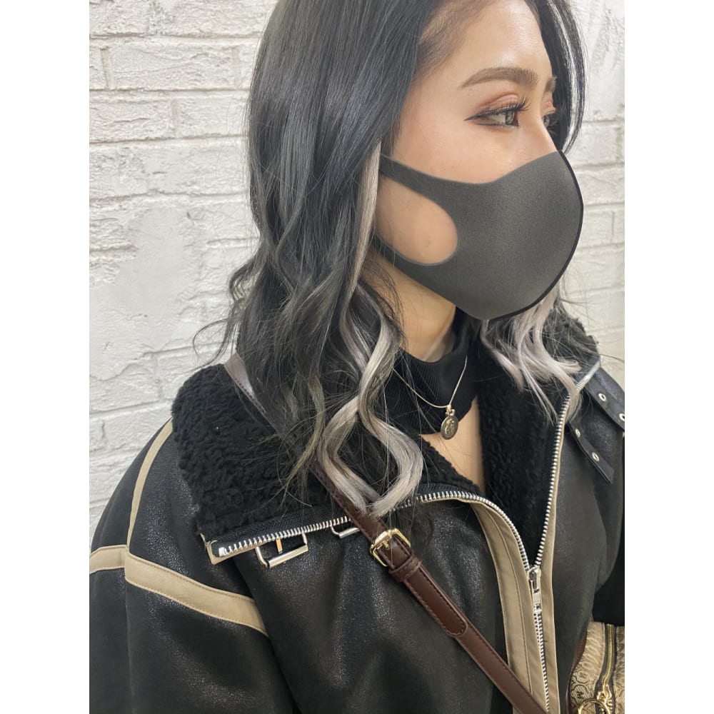 シルバーアッシュエクステインナーカラー代7043 Prize 池袋西口店 プライズ のヘアスタイル 美容院 美容室を予約するなら楽天ビューティ