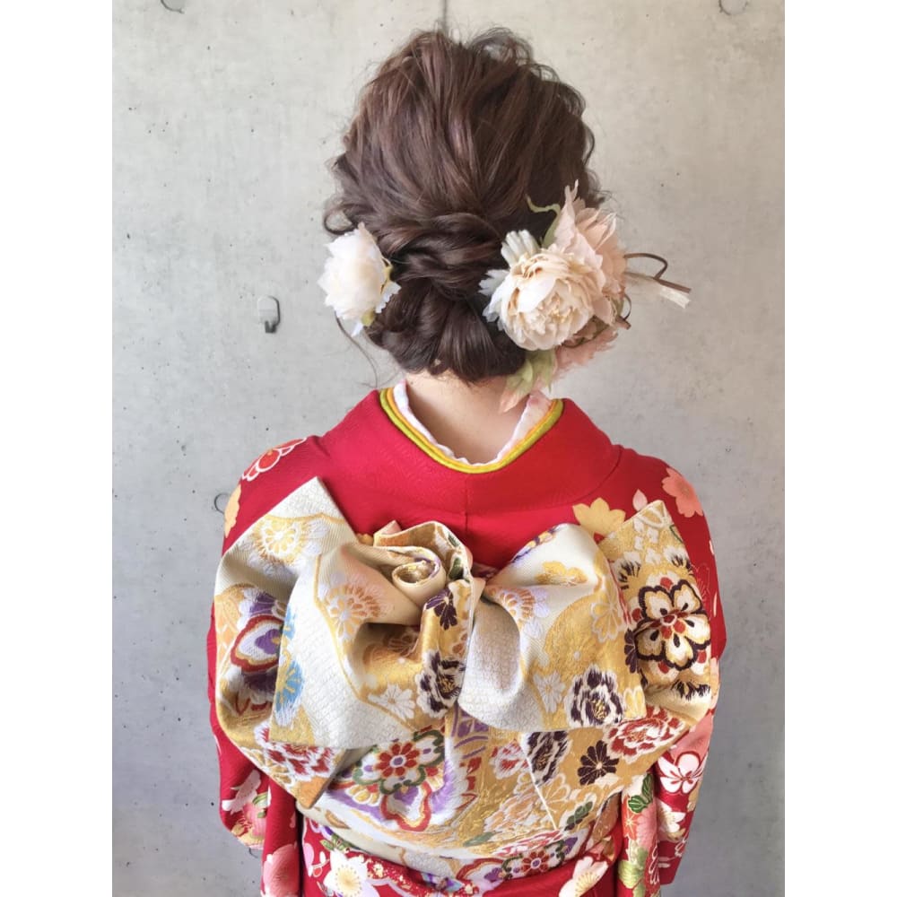 成人式ヘア Emu International 春日部本店 エムインターナショナル のヘアスタイル 美容院 美容室を予約するなら楽天ビューティ