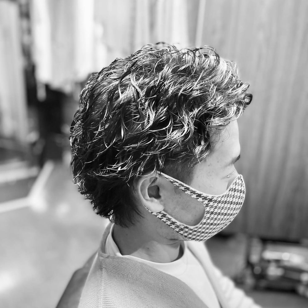 スパイラルパーマ 理容室 メンズ 銀座口店 Hiro Ginza Hair Salon 新橋 銀座口店 ヒロギンザヘアーサロンシンバシギンザグチテン のヘアスタイル 美容院 美容室を予約するなら楽天ビューティ