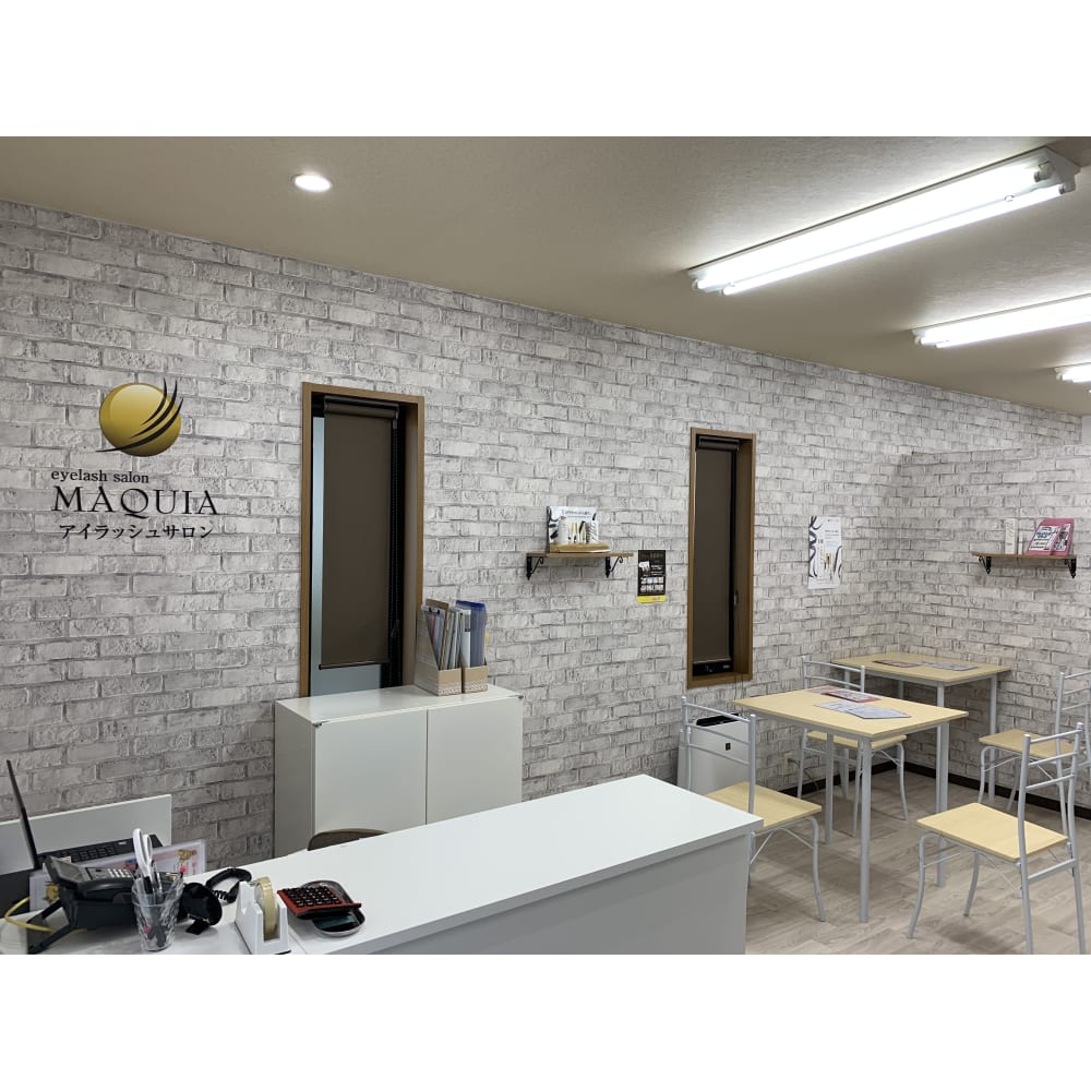 MAQUIA 近江八幡店