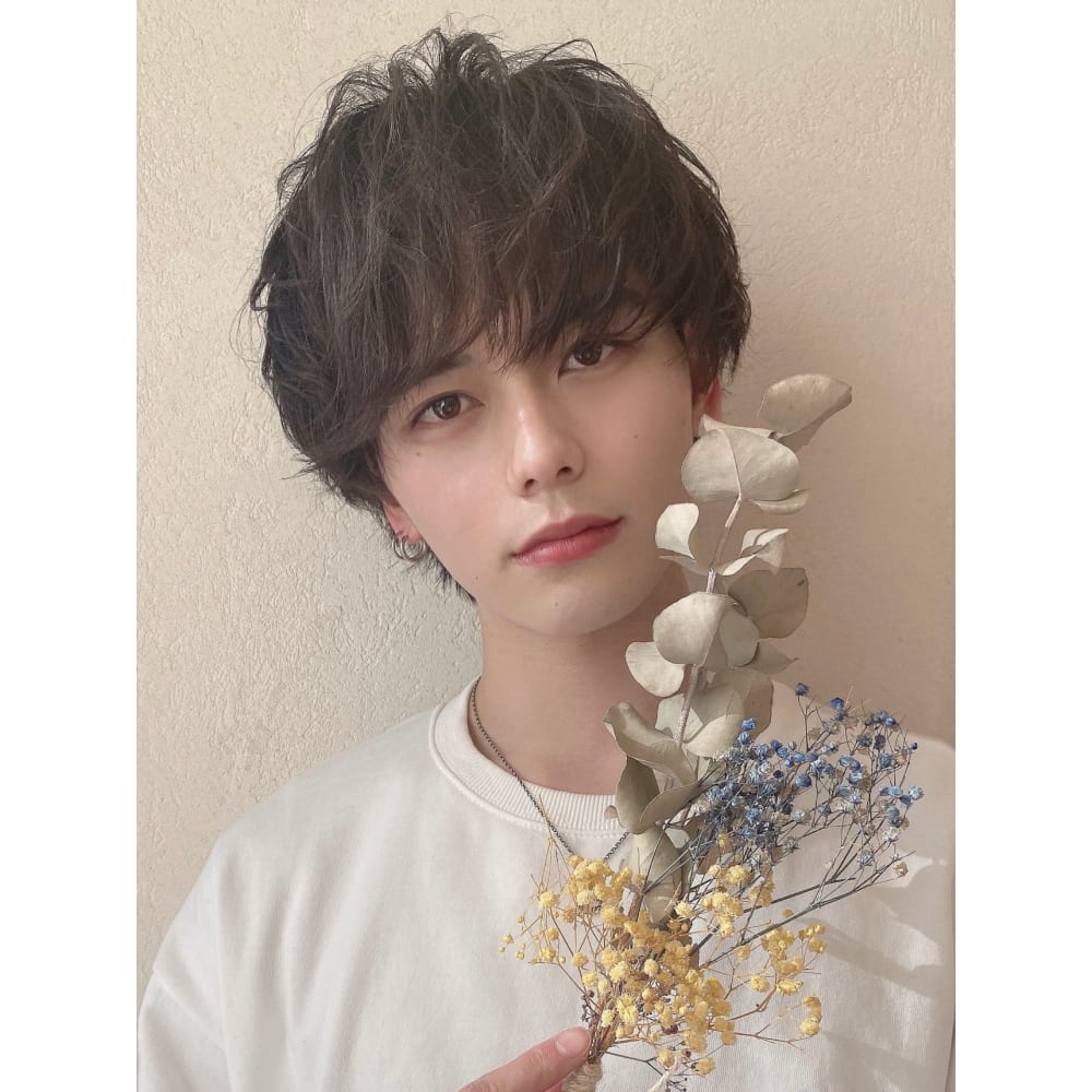 儚げニュアンスパーマ 淡く透けるカラー Euphoria Shibuya Grande 渋谷 ユーフォリア シブヤ グランデ のヘアスタイル 美容院 美容室を予約するなら楽天ビューティ