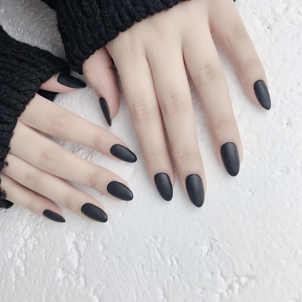 マットブラック Prize Iris池袋東口店 ネイルサロン プライズアイリスイケブクロヒガシグチテンネイルサロン のネイルデザイン ネイル まつげサロンを予約するなら楽天ビューティ