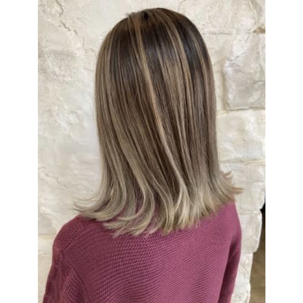 エアータッチバレイヤージュカラー ホワイト系 Alpina 亀里店 アルピナ のヘアスタイル 美容院 美容室を予約するなら楽天ビューティ