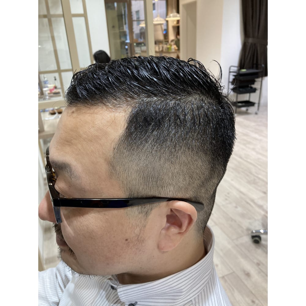 坊主卒業します フェードスタイル 反社風 Lohas Hair Angie ロハスヘア アンジェ のヘアスタイル 美容院 美容室を予約するなら楽天ビューティ