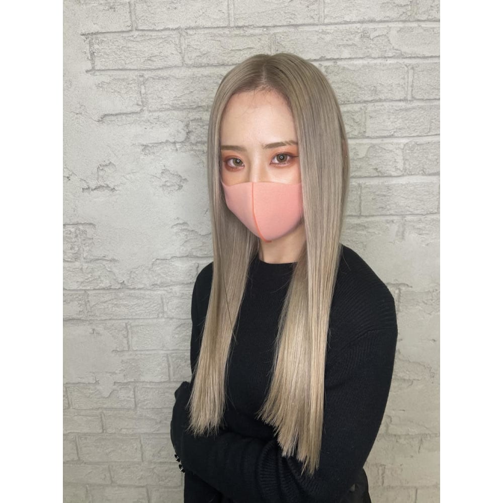 ホワイトベージュホワイトグレージュペールベージュ2175 Prize 池袋西口店 プライズ のヘアスタイル 美容院 美容室を予約するなら楽天ビューティ