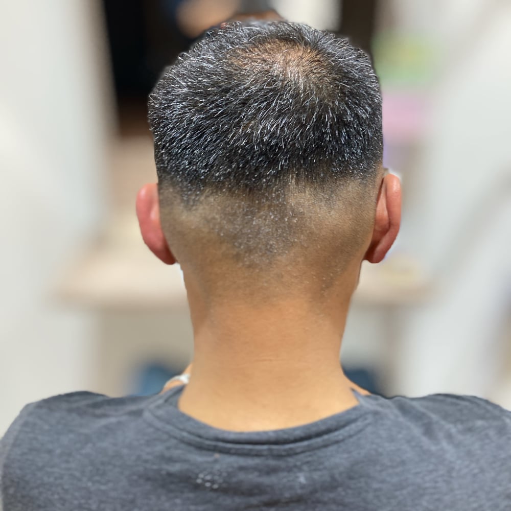 メンズボウズスタイル フェード0 8ミリ Lohas Hair Angie 髪質改善 50代大人ボブ ロハスヘア アンジェ のヘアスタイル 美容院 美容室を予約するなら楽天ビューティ