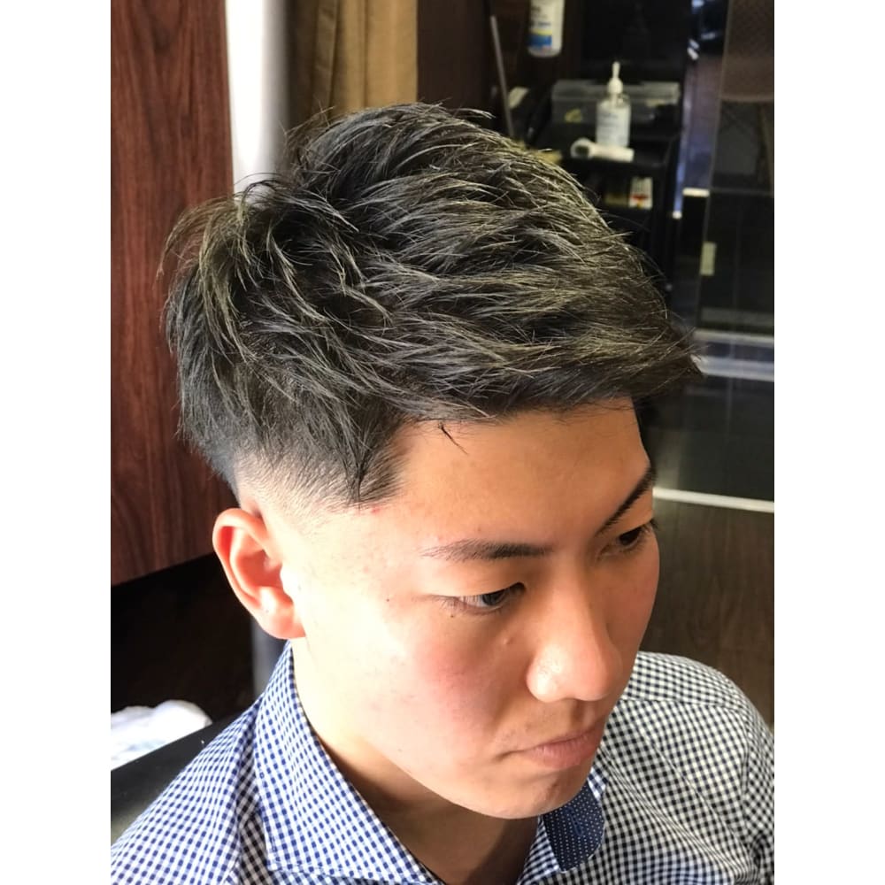 フェードパーマ 新橋 日比谷 内幸町 虎ノ門 西新橋 理容室 Hiro Ginza Hair Salon 新橋 日比谷口店 ヒロギンザヘアーサロンシンバシヒビヤグチテン のヘアスタイル 美容院 美容室を予約するなら楽天ビューティ