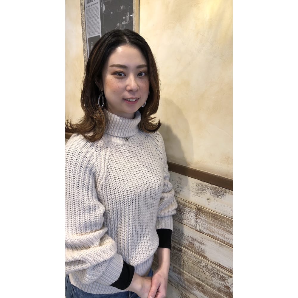 綾乃 Aube Hair Lien 札幌3号店 オーブヘアリアン サッポロサンゴウテン のスタッフ 美容院 美容室を予約するなら楽天ビューティ