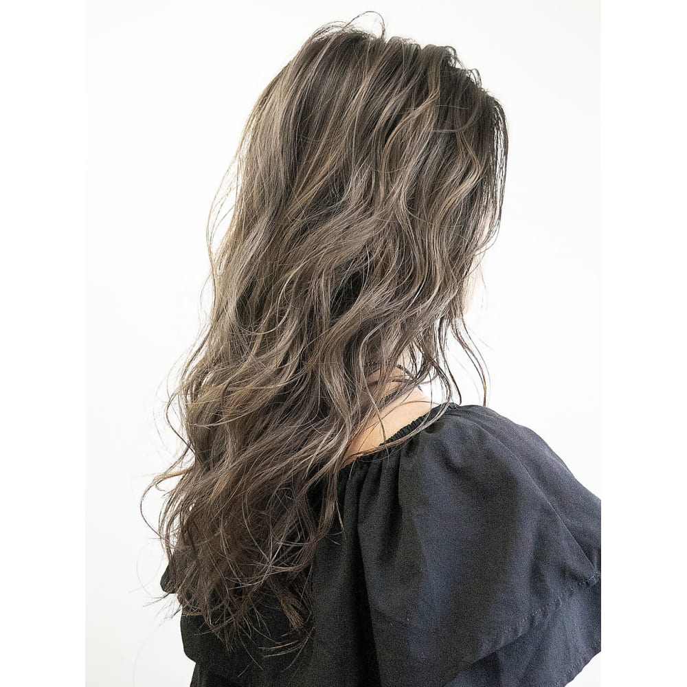 Aube Hair ソフトベージュレイヤーロング ローラ Aube Hair Elna 仙台東口店 オーブヘアエルナ センダイヒガシグチテン のヘアスタイル 美容院 美容室を予約するなら楽天ビューティ