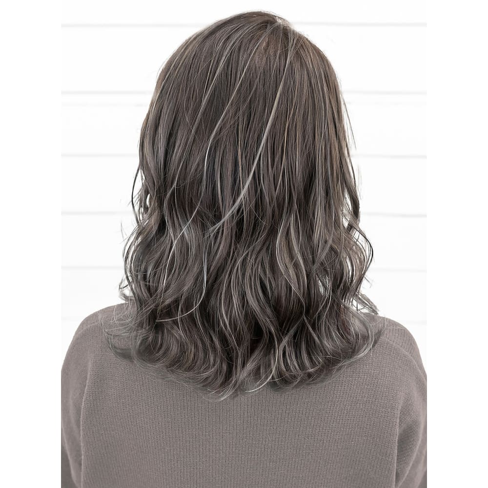 Aube Hair フォギーベージュ セミウェットミディ Aube Hair Lien 札幌3号店 オーブヘアリアン サッポロサンゴウテン のヘアスタイル 美容院 美容室を予約するなら楽天ビューティ