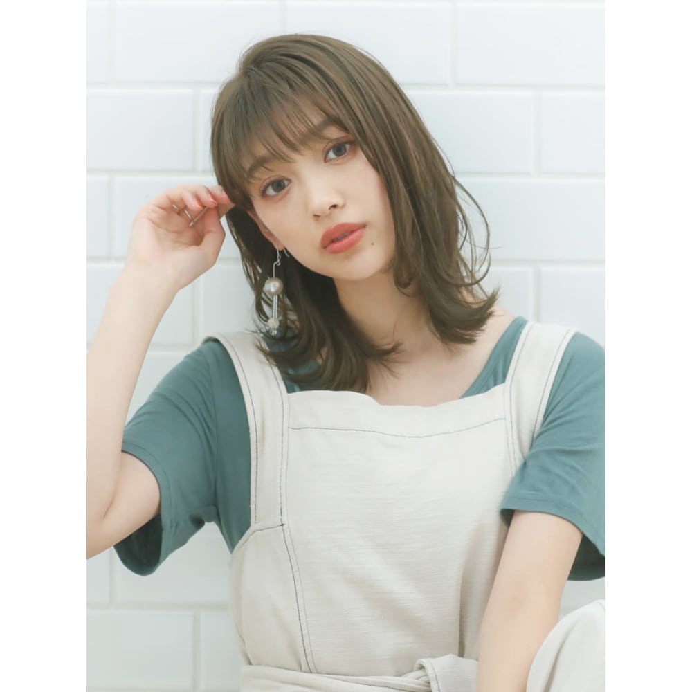 Aube Hair 大人可愛い アッシュブラウン Aube Hair Iris 博多店 オーブヘアアイリス ハカタテン のヘアスタイル 美容院 美容室を予約するなら楽天ビューティ