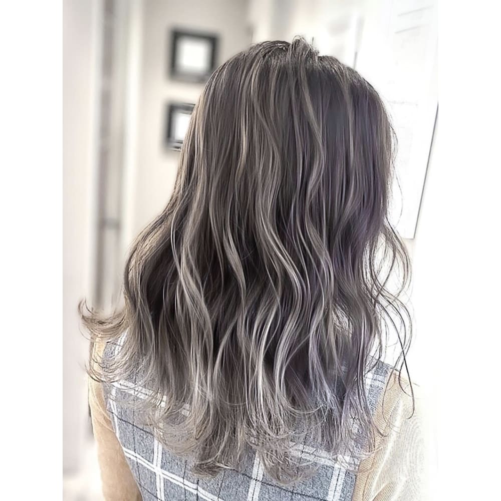 Aube Hair エアタッチハイライト ネイビーグラデー Aube Hair Iris 博多店 オーブヘアアイリス ハカタテン のヘアスタイル 美容院 美容室を予約するなら楽天ビューティ