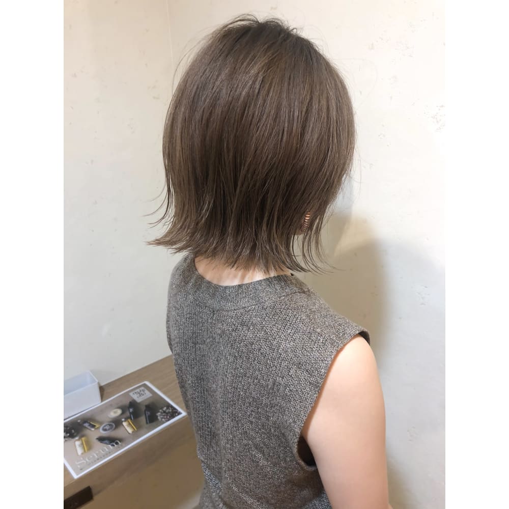 ミルクティーグレージュ外はねボブ Noa 神戸三宮店 ノア コウベサンノミヤテン のヘアスタイル 美容院 美容室を予約するなら楽天ビューティ
