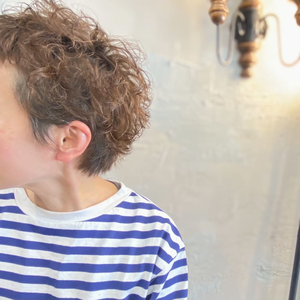 海外の子供風ベリーショートパーマ 完全個室型サロン Hairsalon Solork ヘアサロン ソローク のヘアスタイル 美容院 美容室を予約するなら楽天ビューティ