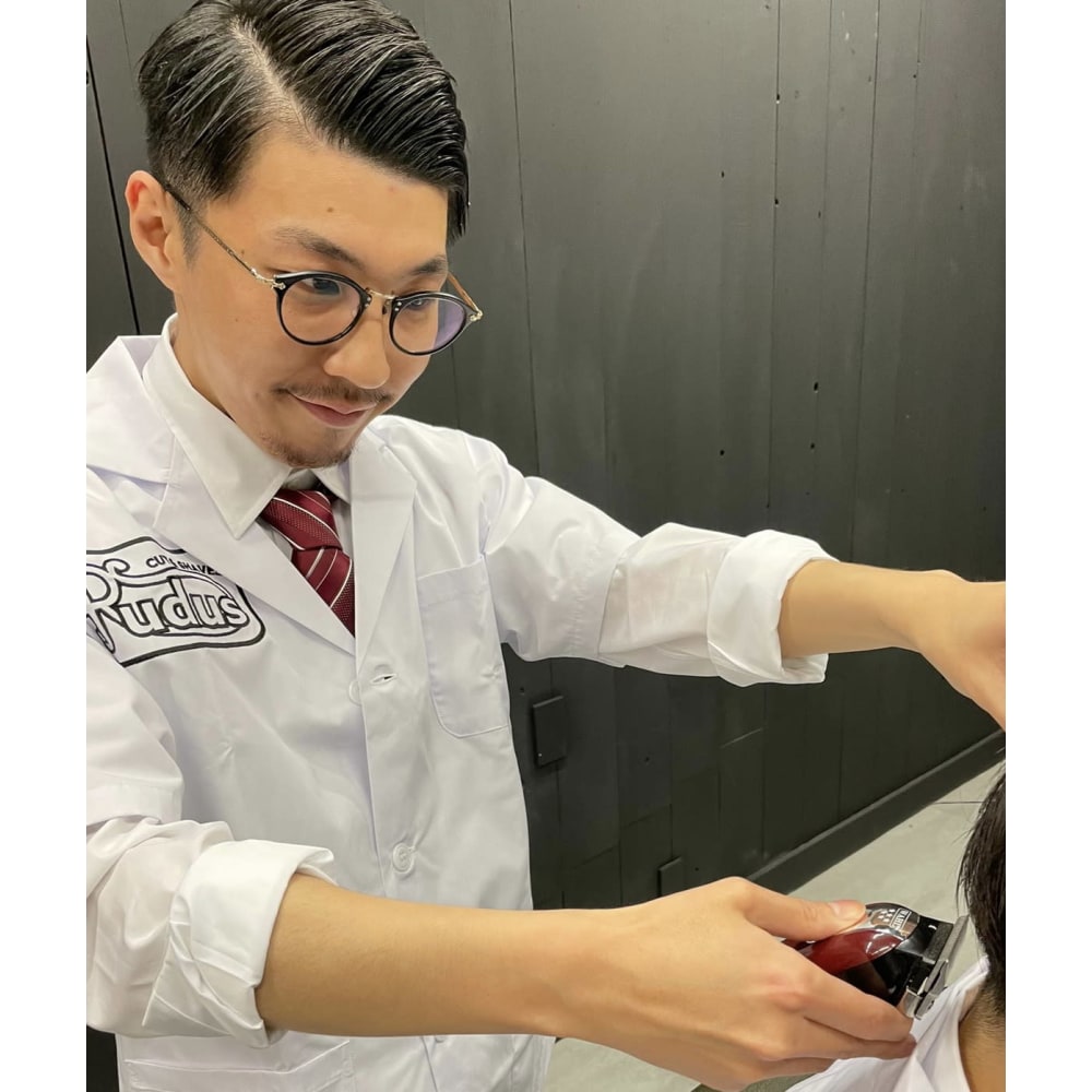 小林 大介 Barbershop Rudus バーバーショップ ルーダス のスタッフ 美容院 美容室を予約するなら楽天ビューティ 小林 大介 Barbershop Rudus バーバーショップ ルーダス のスタッフ 美容院 美容室を予約するなら楽天ビューティ
