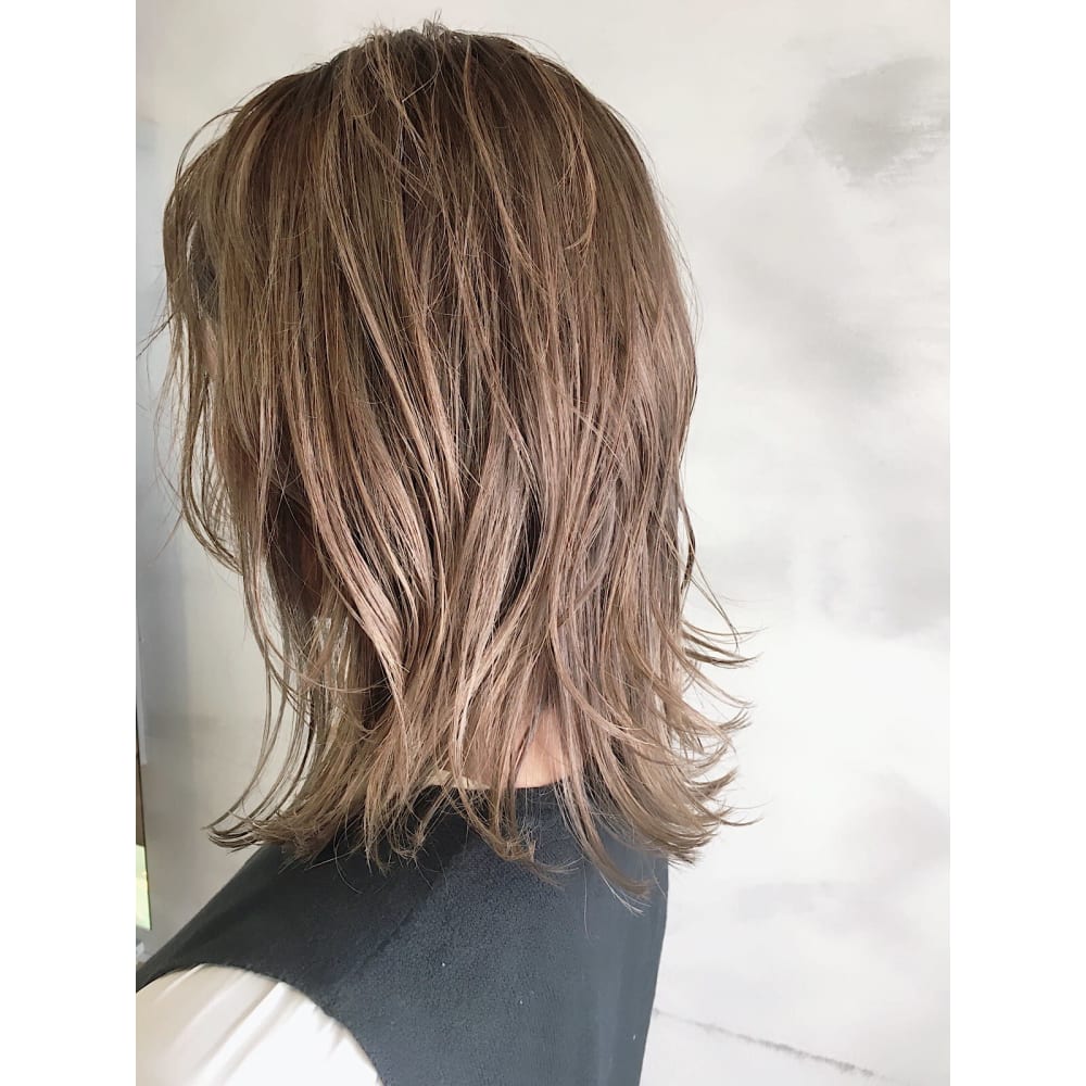 ミルクティーベージュ ブリーチ1回 Kikey キキ のヘアスタイル 美容院 美容室を予約するなら楽天ビューティ ミルクティーベージュ ブリーチ1回 Kikey キキ のヘアスタイル 美容院 美容室を予約するなら楽天ビューティ