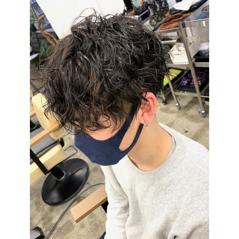マッシュ 刈り上げ ツイストスパイラルパーマ 韓国 Di Ka Hair Sendai ディーカヘアーセンダイ のヘアスタイル 美容院 美容室を予約するなら楽天ビューティ マッシュ 刈り上げ ツイストスパイラルパーマ 韓国 Di Ka Hair Sendai ディーカヘアーセンダイ のヘアスタイル 美容院 美容室を予約するなら楽天ビューティ