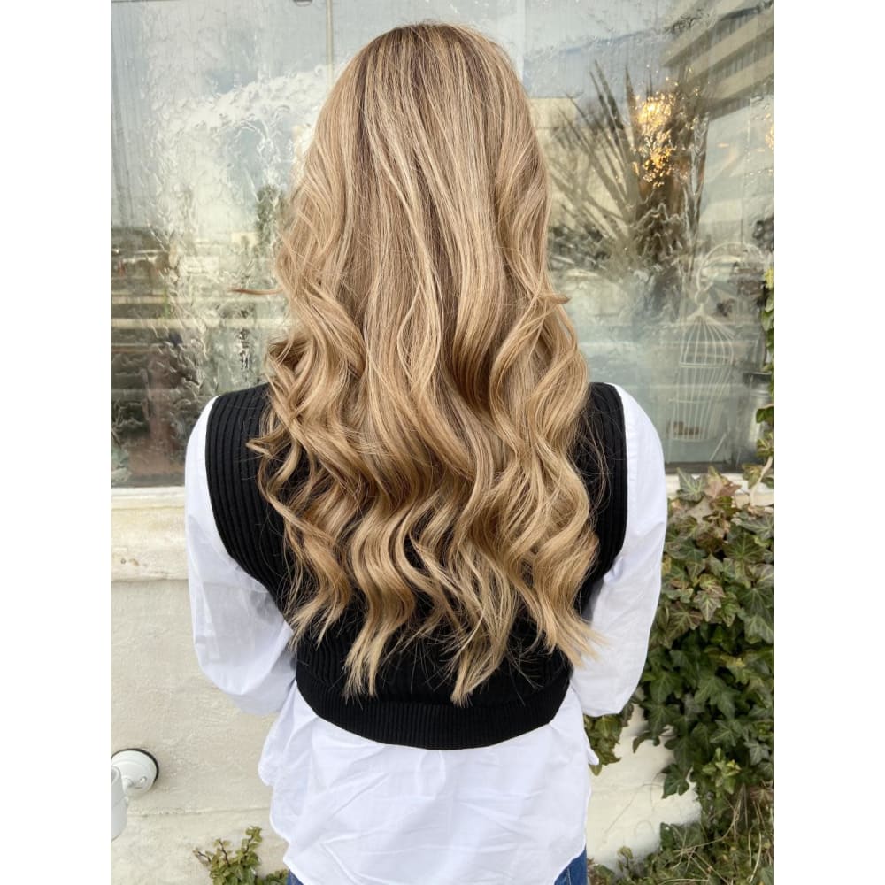 ゴールドベージュカラー Alpina 亀里店 アルピナ のヘアスタイル 美容院 美容室を予約するなら楽天ビューティ