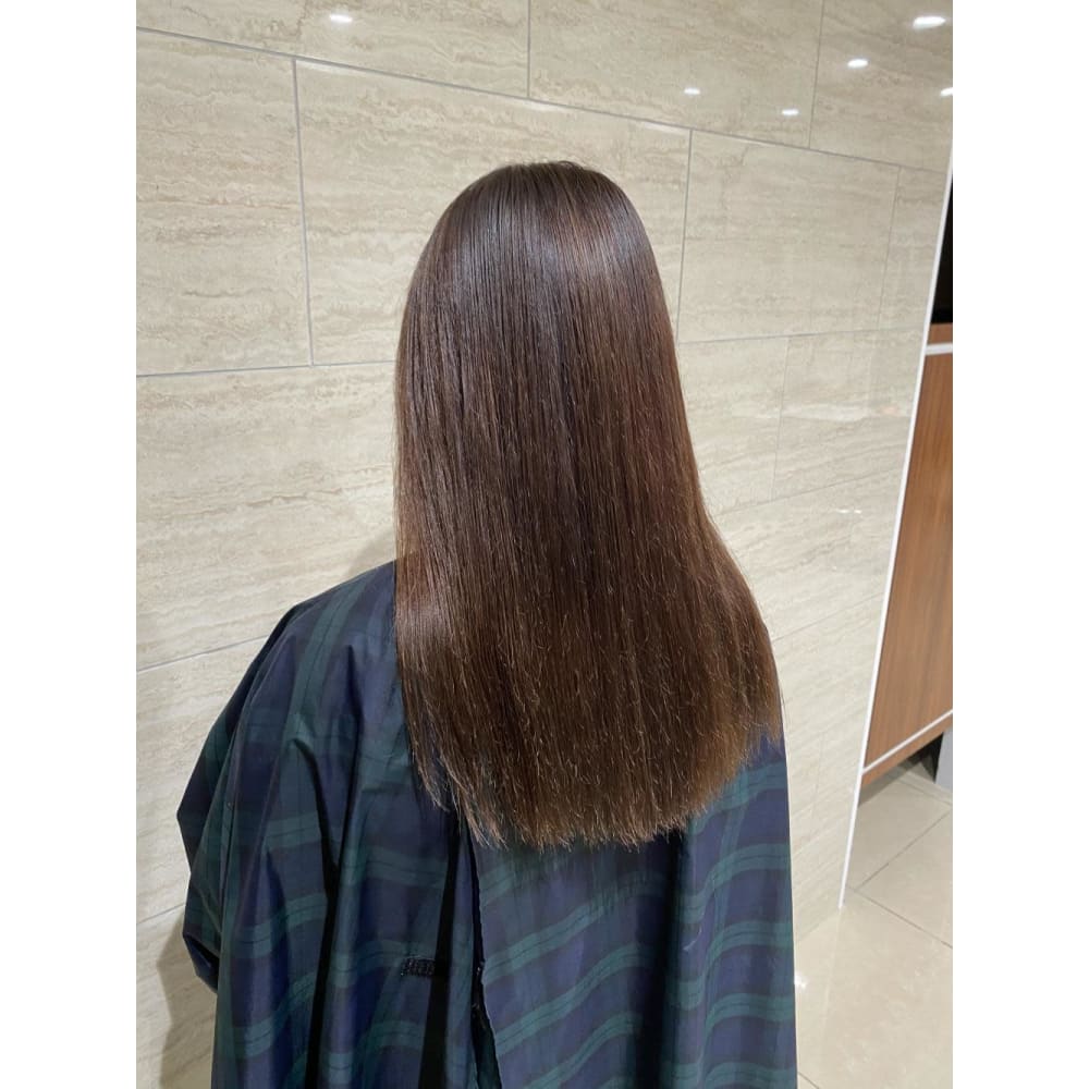 30代40代50代白髪もおしゃれにベージュハイライト 西原晃 Face 大船 フェイス オオフナ のヘアスタイル 美容院 美容室を予約するなら楽天ビューティ 30代40代50代白髪もおしゃれにベージュハイライト 西原晃 Face 大船 フェイス オオフナ のヘアスタイル 美容院 美容室を予約するなら楽天ビューティ