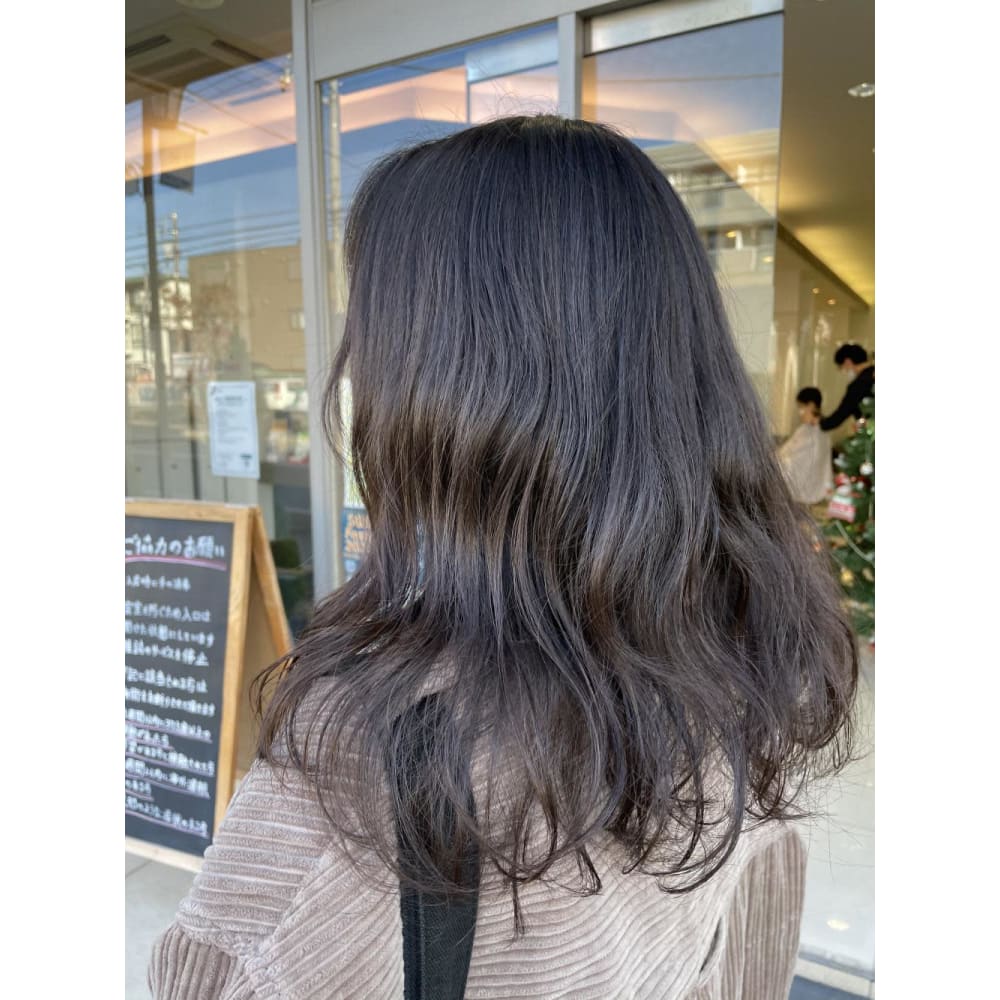 コテ巻き風パーマ Kenje Sanando ケンジサナンド のヘアスタイル 美容院 美容室を予約するなら楽天ビューティ