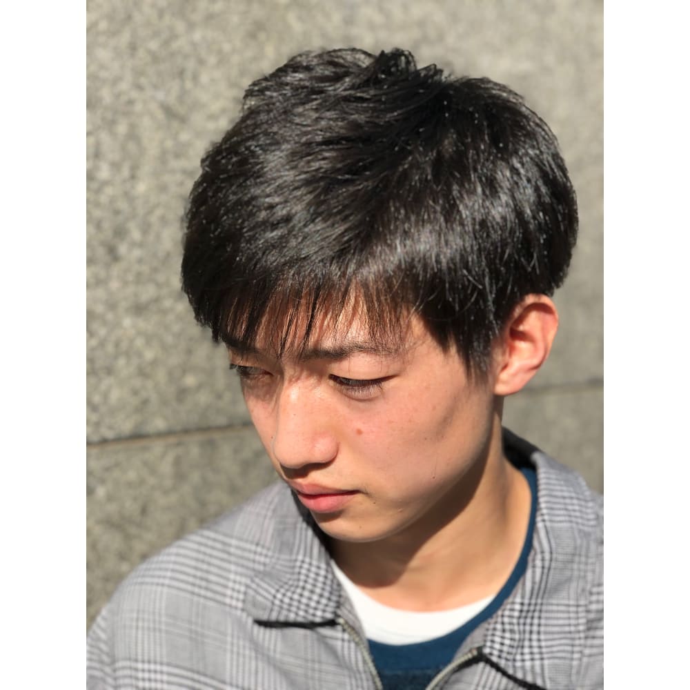 黒髪マッシュショート Comme Tu Veux コムチュヴ のヘアスタイル 美容院 美容室を予約するなら楽天ビューティ