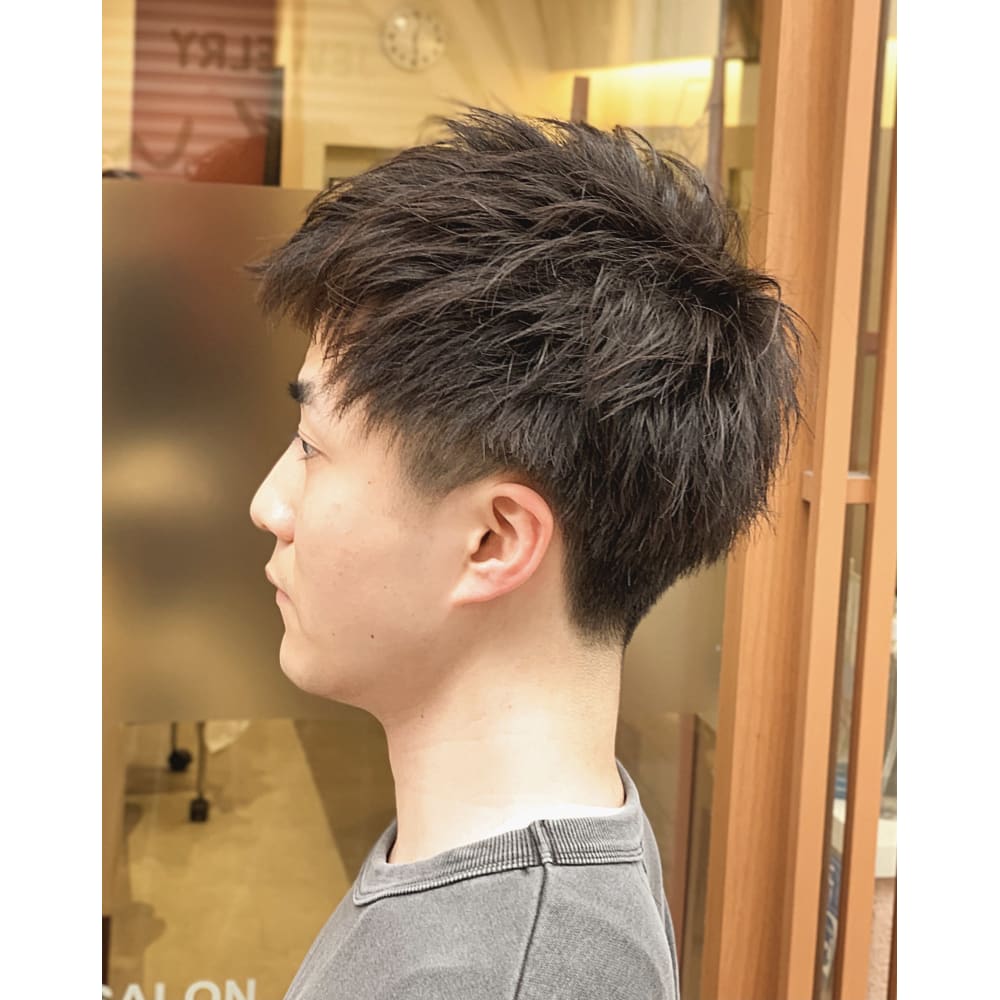 エアムーブベリーショート Akira三宮店 アキラ のヘアスタイル 美容院 美容室を予約するなら楽天ビューティ