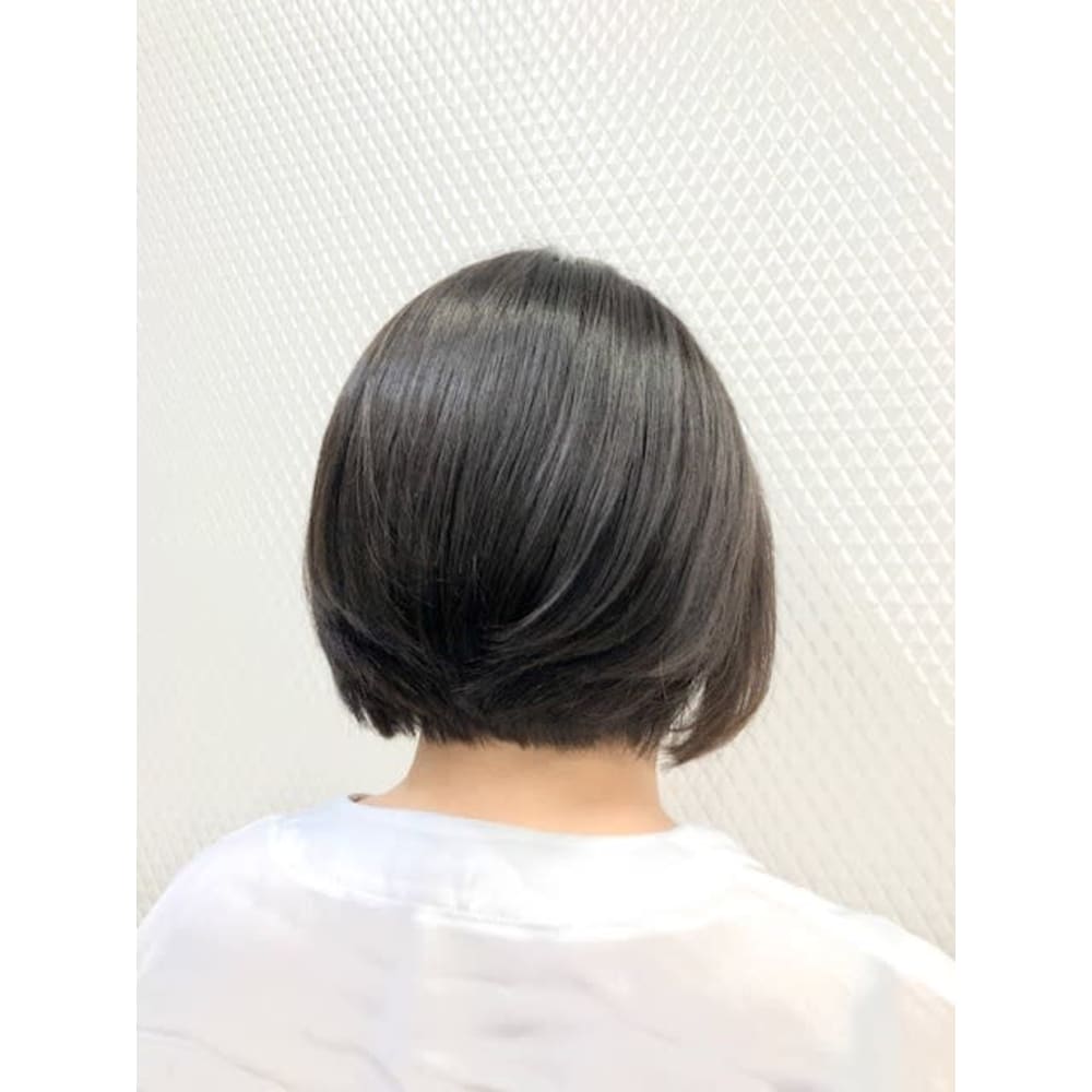 前下がり小顔ボブ 黒髪 ショートボブ 白髪染め 30代40代 Qualis 上福岡店 クオリスカミフクオカテン のヘアスタイル 美容院 美容室を予約するなら楽天ビューティ