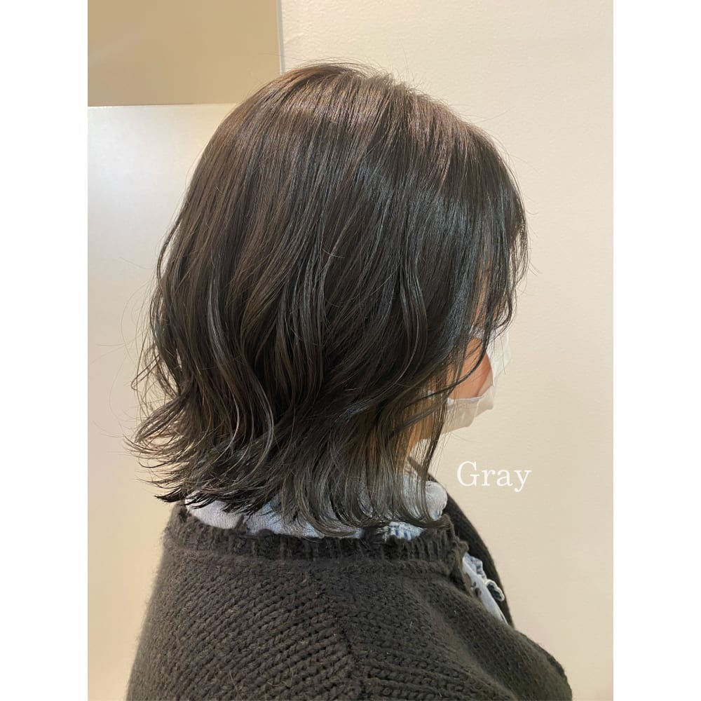 ブリーチなしでできるグレージュ インナーカラー Flicka フリッカ のヘアスタイル 美容院 美容室を予約するなら楽天ビューティ