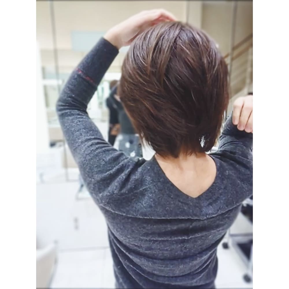 30代ひし形ショートボブ ヤフービューティー賞受賞スタイル Visage Genuine ビサージジェニュイン のヘアスタイル 美容院 美容室を予約するなら楽天ビューティ