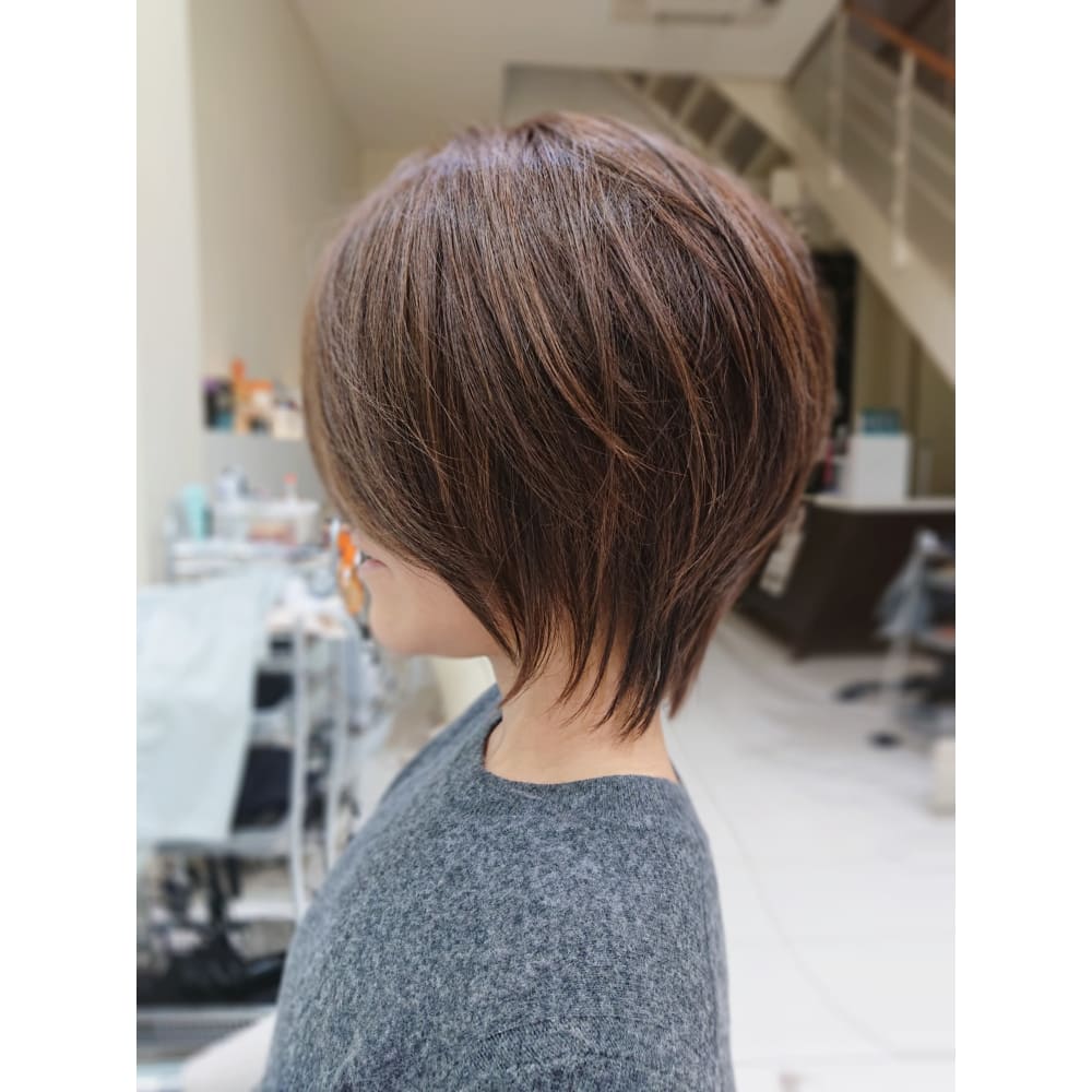 30代ひし形ショートボブ ヤフービューティー賞受賞スタイル Visage Genuine ビサージジェニュイン のヘアスタイル 美容院 美容室を予約するなら楽天ビューティ