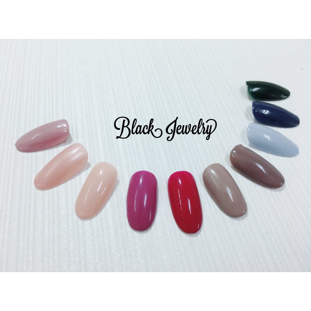 Black jewelry 画像