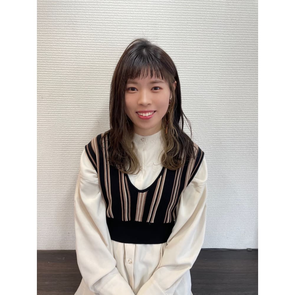 竹内 彩乃 Mesamies メザミー のスタッフ 美容院 美容室を予約するなら楽天ビューティ