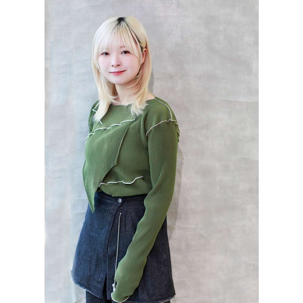 福島成美 Ash 下北沢店 アッシュ のスタッフ 美容院 美容室を予約するなら楽天ビューティ 福島成美 Ash 下北沢店 アッシュ のスタッフ 美容院 美容室を予約するなら楽天ビューティ