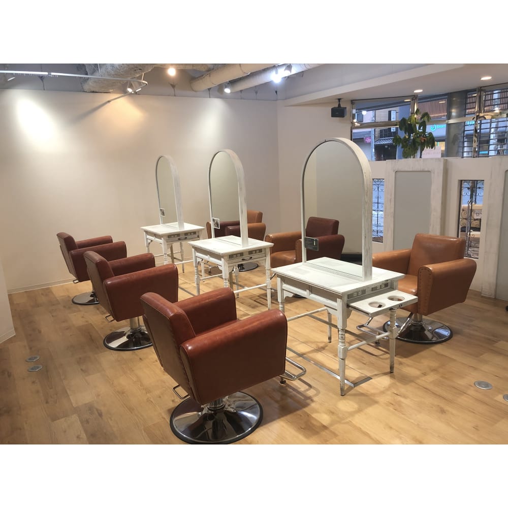 Roy 京都駅前本店 ロイキョウトエキマエホンテン の予約 サロン情報 美容院 美容室を予約するなら楽天ビューティ Roy 京都駅前本店 ロイキョウトエキマエホンテン の予約 サロン情報 美容院 美容室を予約するなら楽天ビューティ