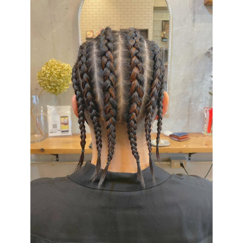 メンズストレートコーンロウ6本 Luxis The Vintage ラグシス ザ ヴィンテージ のヘアスタイル 美容院 美容室を予約するなら楽天ビューティ メンズストレートコーンロウ6本 Luxis The Vintage ラグシス ザ ヴィンテージ のヘアスタイル 美容院 美容室を予約するなら楽天ビューティ