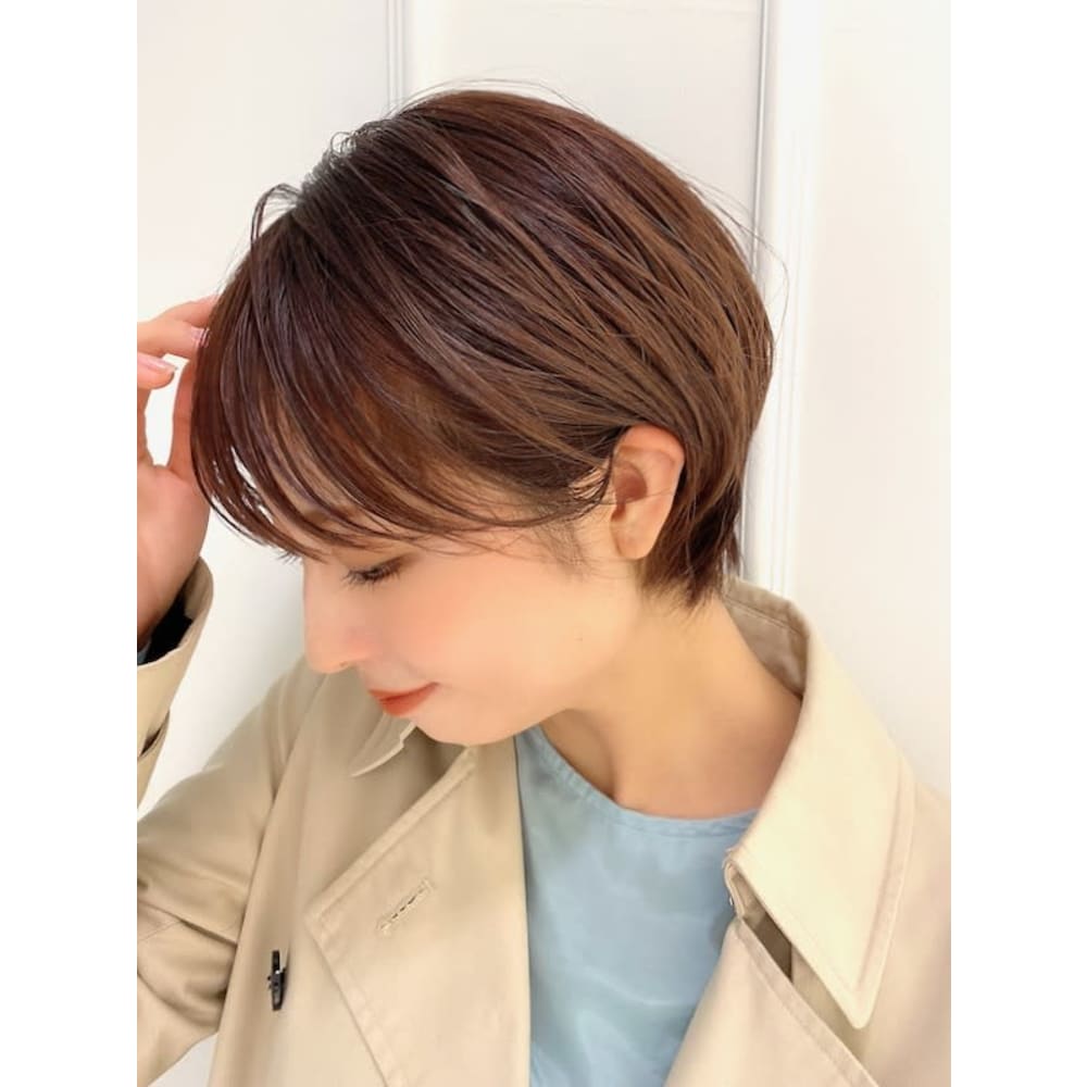 トップふんわりボリュームショートヘア Beautrium Peninsula ビュートリアム ペニンシュラ のヘアスタイル 美容院 美容室を予約するなら楽天ビューティ
