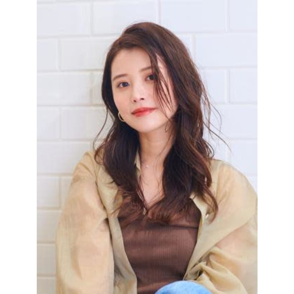 Aube Hair ゆるウェーブ クリーミーブラウン Aube Hair Fairy 鹿児島店 オーブヘアフェアリーカゴシマテン のヘアスタイル 美容院 美容室を予約するなら楽天ビューティ