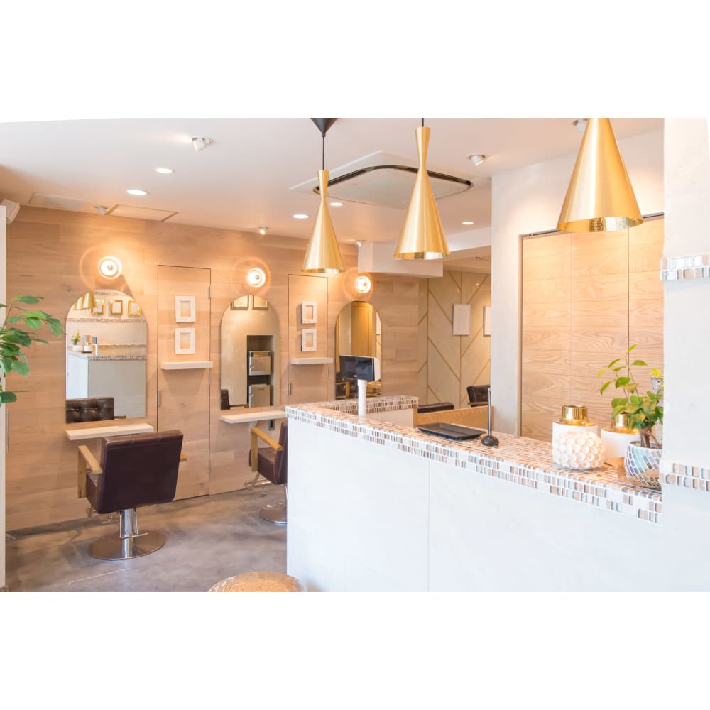 Aube Hair Shinjuku 新宿東口店 オーブヘアシンジュクシンジュクヒガシグチテン の予約 サロン情報 美容院 美容室を予約するなら楽天ビューティ
