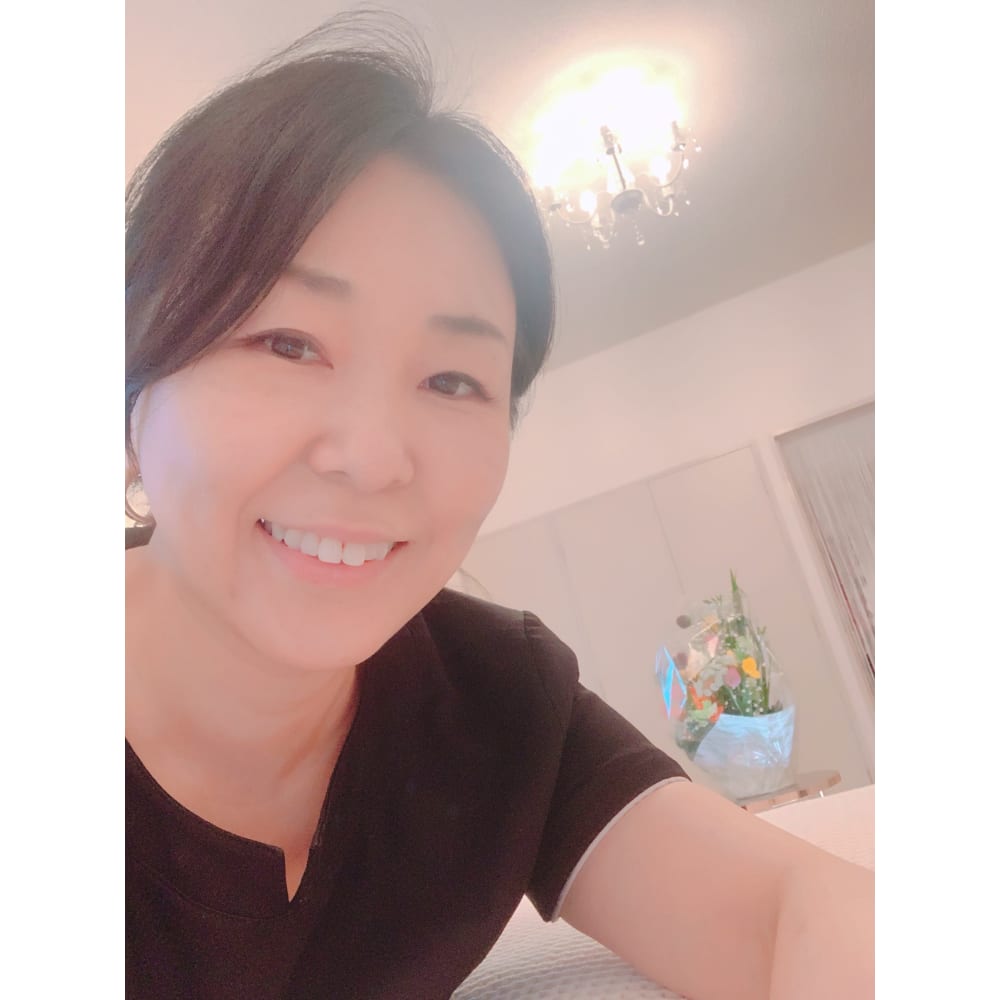 齋藤裕子 Salon De Ferite サロンドフェリテ のスタッフ エステサロンを予約するなら楽天ビューティ