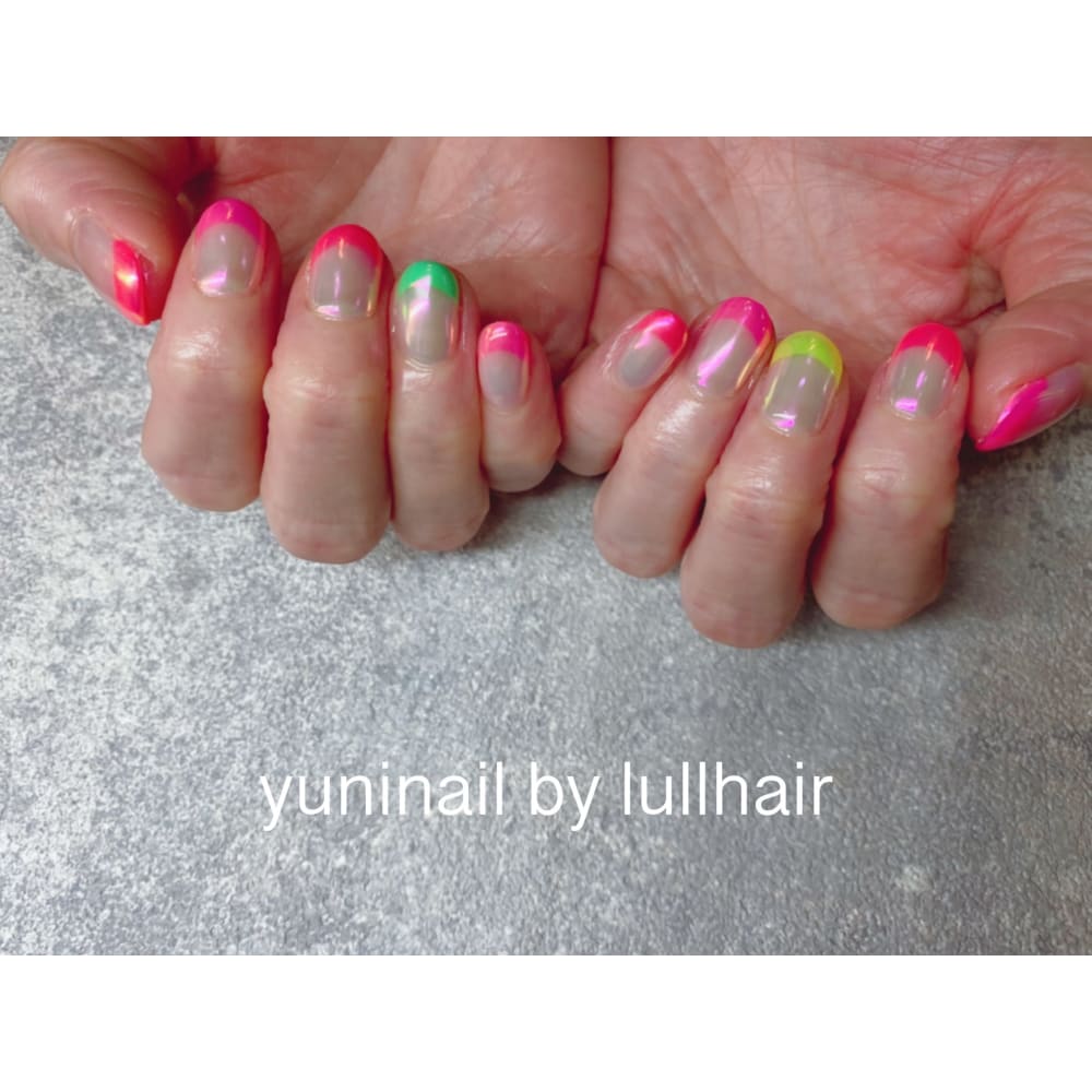 オーロラミラーフレンチ Yuni Nail By Lull Hair ユニネイル バイ ラルヘアー のネイルデザイン ネイル まつげサロンを予約するなら楽天ビューティ オーロラミラーフレンチ Yuni Nail By Lull Hair ユニネイル バイ ラルヘアー のネイルデザイン ネイル まつげサロンを予約するなら楽天ビューティ