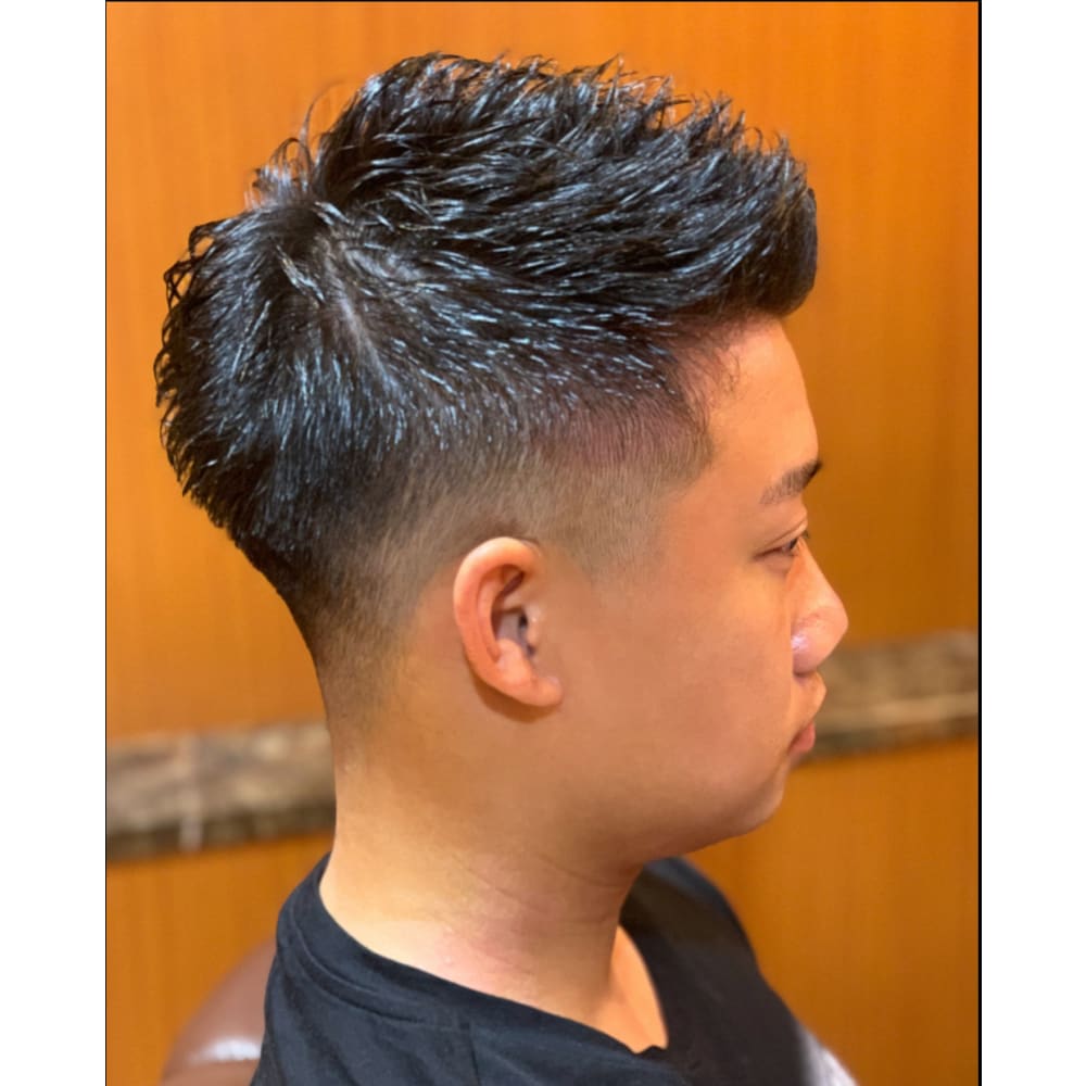 銀座フェードカット ヘアーモードキクチ 銀座店 ヘアーモードキクチ のヘアスタイル 美容院 美容室を予約するなら楽天ビューティ
