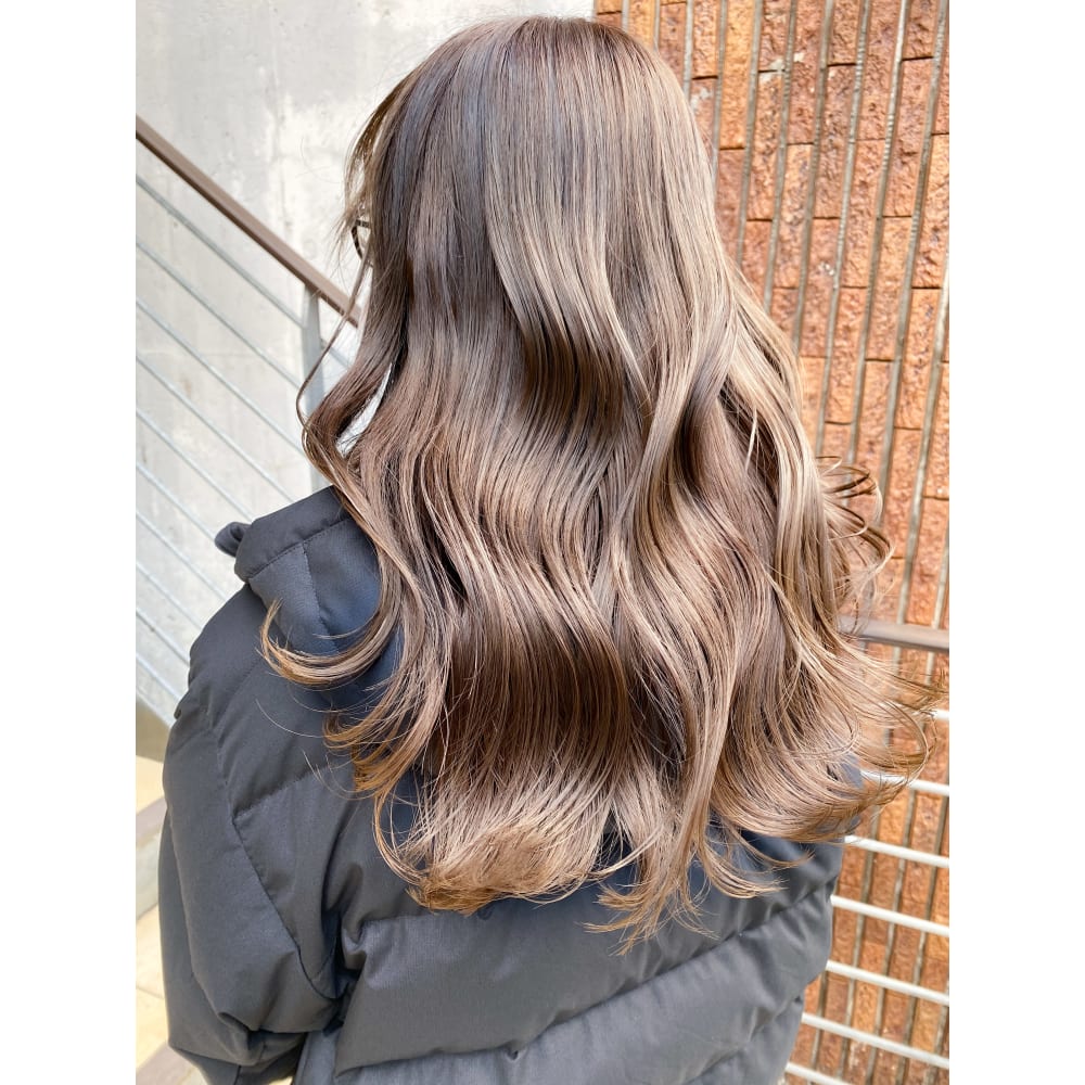 Rimma モカベージュ ブリーチなし Rimma リマ のヘアスタイル 美容院 美容室を予約するなら楽天ビューティ