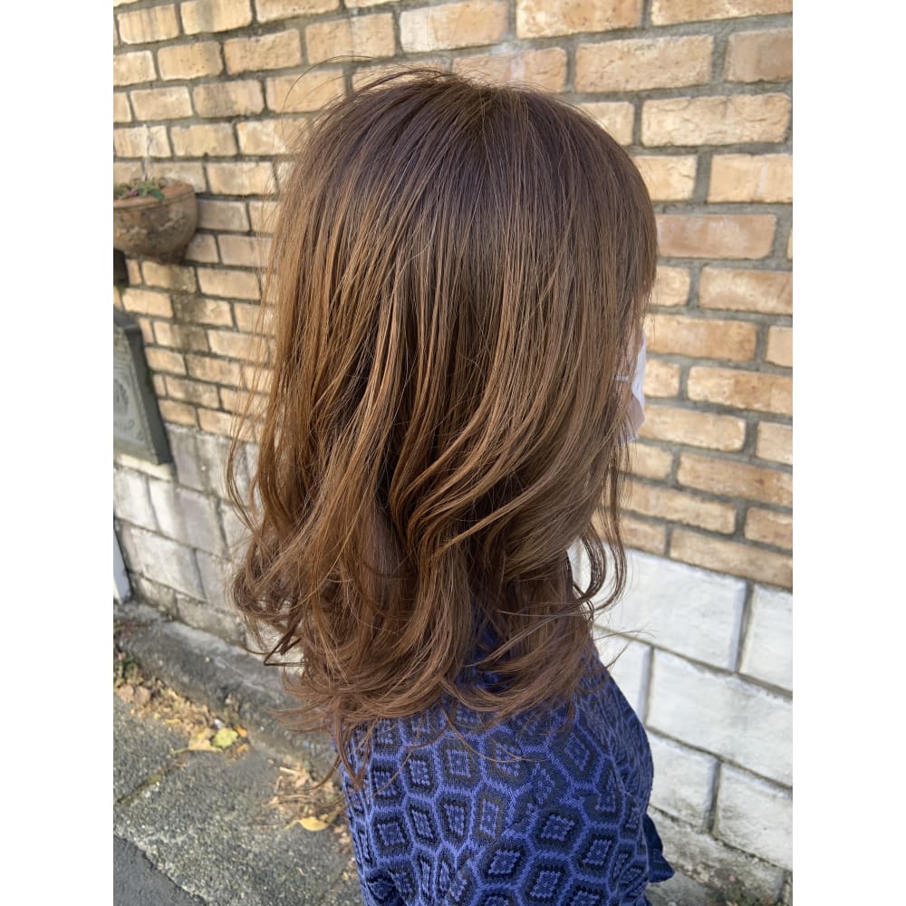 代30代40代50代デジタルパーマレイヤー表参道 原宿 Furstin フュルスティン のヘアスタイル 美容院 美容室を予約するなら楽天ビューティ