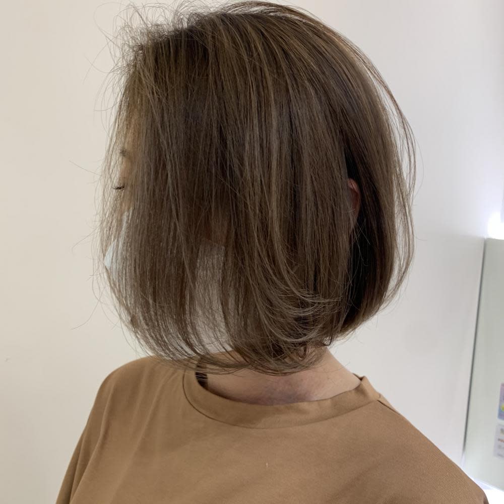 40代 白髪活かしハイライト Marju銀座 マージュギンザ のヘアスタイル 美容院 美容室を予約するなら楽天ビューティ