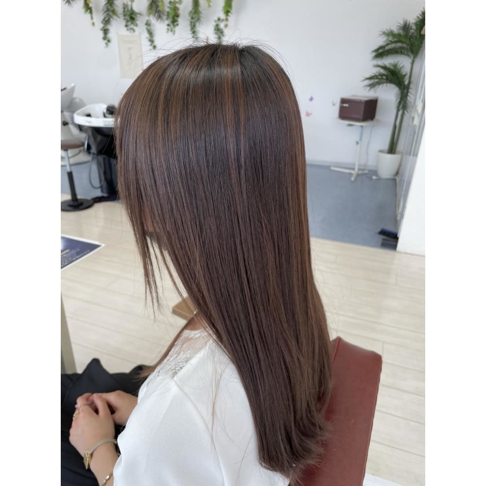 透明感 ミルクティーアッシュベージュ Doux 岩曽店 ドゥ イワゾテン のヘアスタイル 美容院 美容室を予約するなら楽天ビューティ 透明感 ミルクティーアッシュベージュ Doux 岩曽店 ドゥ イワゾテン のヘアスタイル 美容院 美容室を予約するなら楽天ビューティ