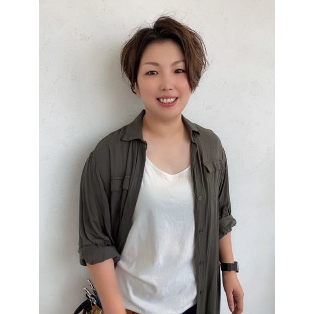 長谷川 智美 La Luna ラルーナ のスタッフ 美容院 美容室を予約するなら楽天ビューティ 長谷川 智美 La Luna ラルーナ のスタッフ 美容院 美容室を予約するなら楽天ビューティ
